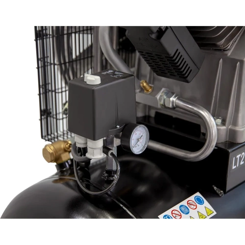 Поршневой воздушный компрессор 270л 1300л/мин WIEDERKRAFT WDK-92712 фото 4 Поршневой воздушный компрессор 270л 1300л/мин WIEDERKRAFT WDK-92712 фото 4