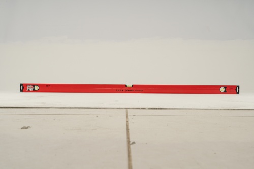 Уровень алюминиевый магнитный, 1500 мм, фрезерованный, 3 глазка (1 зеркальный) усиленный Matrix фото 8