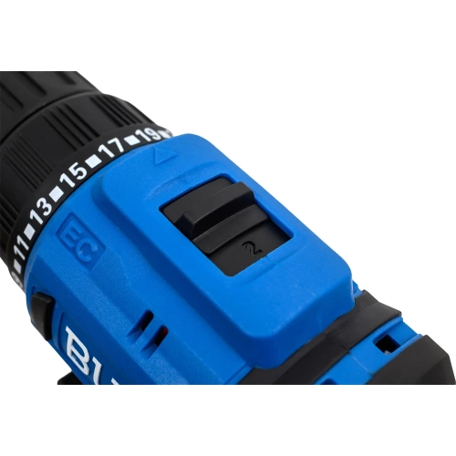 Аккумуляторная дрель-шуруповерт BULL SR 1203 Xcase БЕСЩЕТ., 12 В, 37 Н*м, 2*2 А*ч акб, БЗП 10 мм 1329879 фото 5 Аккумуляторная дрель-шуруповерт BULL SR 1203 Xcase БЕСЩЕТ., 12 В, 37 Н*м, 2*2 А*ч акб, БЗП 10 мм 1329879 фото 5