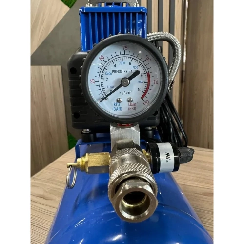 Компрессор МАЯКАВТО АС 6206ма с ресивером 6 л,12 В ас6206ма фото 8 Компрессор МАЯКАВТО АС 6206ма с ресивером 6 л,12 В ас6206ма фото 8