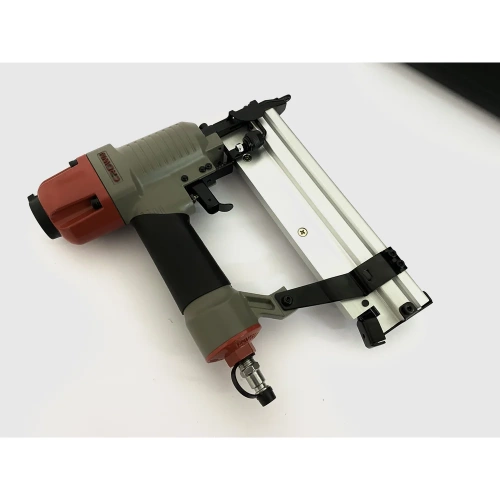 Гвоздезабивной пневматический пистолет CROWN CT38107 BMC фото 6 Гвоздезабивной пневматический пистолет CROWN CT38107 BMC фото 6