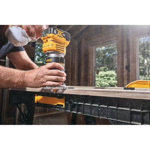 Аккумуляторный кромочный фрезер DEWALT DCW600B, 20В, 25500об/мин, 55мм, без аккумулятора и зарядного устройства DCW600B-XJ фото 8 Аккумуляторный кромочный фрезер DEWALT DCW600B, 20В, 25500об/мин, 55мм, без аккумулятора и зарядного устройства DCW600B-XJ фото 8