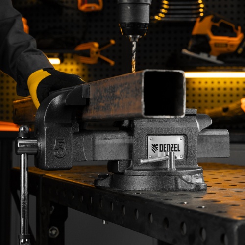 Тиски слесарные BVH-125, 125 мм, поворотные, стальная направляющая, с наковальней //Denzel фото 33