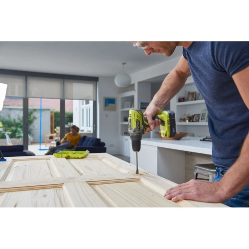 Дрель-шуруповерт Ryobi ONE+ R18DD3-220S 5133003348 фото 4 Дрель-шуруповерт Ryobi ONE+ R18DD3-220S 5133003348 фото 4