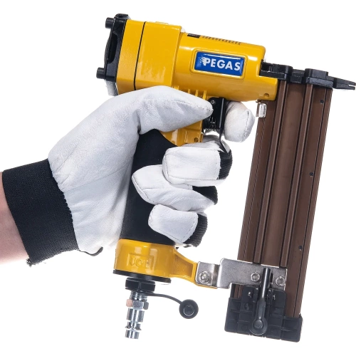 Шпилькозабивной пневматический пистолет Pegas pneumatic P630 PGS-1010 фото 8