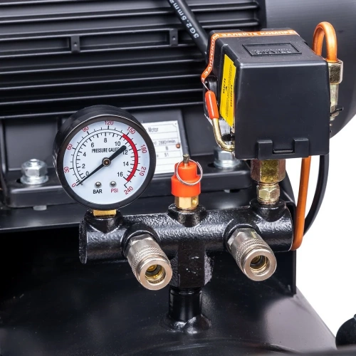 Масляный ременной компрессор FOXWELD AEROMAX 550/100 HP 7069 фото 8