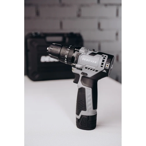 Дрель-шуруповерт аккумуляторная Debever бесщеточная, 45Nm, 19+3, 10мм, 12В; в компл. АКБ 1,5 а/ч; з/у 0,4 а/ч DBE-7311CKIT фото 4 Дрель-шуруповерт аккумуляторная Debever бесщеточная, 45Nm, 19+3, 10мм, 12В; в компл. АКБ 1,5 а/ч; з/у 0,4 а/ч DBE-7311CKIT фото 4