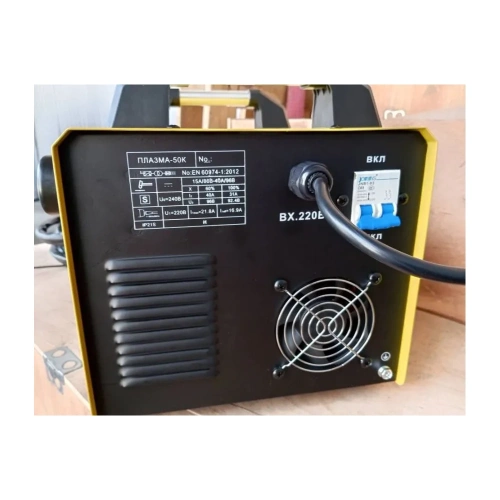 Аппарат плазменной резки ТД Техник ПЛАЗМА-50К 40А 40%ПН плазм-н PT-31 до 12мм рез + встроенный компрессор 800 Вт  61 фото 6