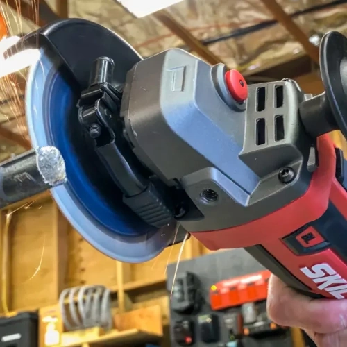 Аккумуляторная УШМ SKIL Набор AG2907 + 2 АКБ (4Ач)+ЗУ + сумка BG4127 9-1-031 фото 4 Аккумуляторная УШМ SKIL Набор AG2907 + 2 АКБ (4Ач)+ЗУ + сумка BG4127 9-1-031 фото 4