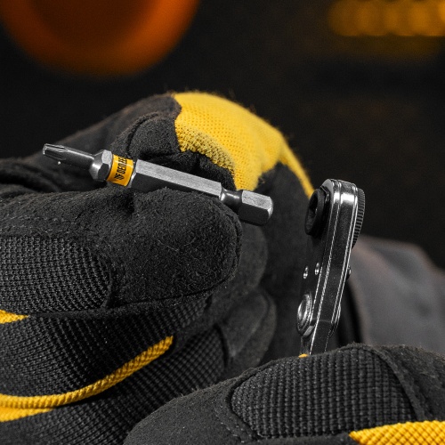 Бита TX 10х50, сталь S2, шестигранный профиль, 10 шт. Е 6,3 Denzel фото 7 Бита TX 10х50, сталь S2, шестигранный профиль, 10 шт. Е 6,3 Denzel фото 7