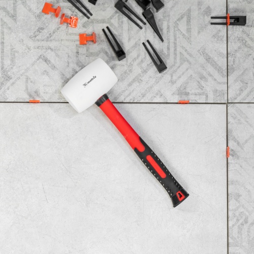 Киянка резиновая, 450 г, белая резина, фибергласовая рукоятка Matrix фото 6