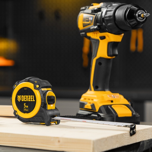 Рулетка 5м х 19мм, автоматич. фиксац., нейлон. покрытие, магнит. зацеп, двухстор. разметка Denzel фото 7