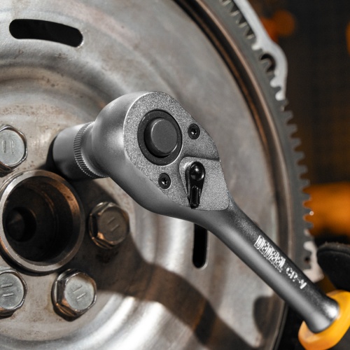 Ключ-трещотка 1/2", 90 зубьев, с быстрым сбросом, CrV Denzel фото 11 Ключ-трещотка 1/2", 90 зубьев, с быстрым сбросом, CrV Denzel фото 11