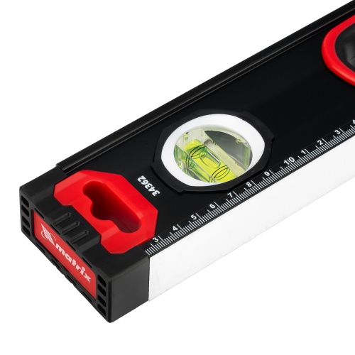 Уровень алюминиевый, усиленный, фрезерованный, 3 глазка, двухкомпонентные рукоятки, 800 мм Matrix фото 4