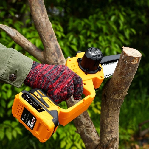 Пила цепная аккумуляторная DEKO DKCHS 20-6, 20В, 2x2.5Ач в кейсе 085-2014 фото 10