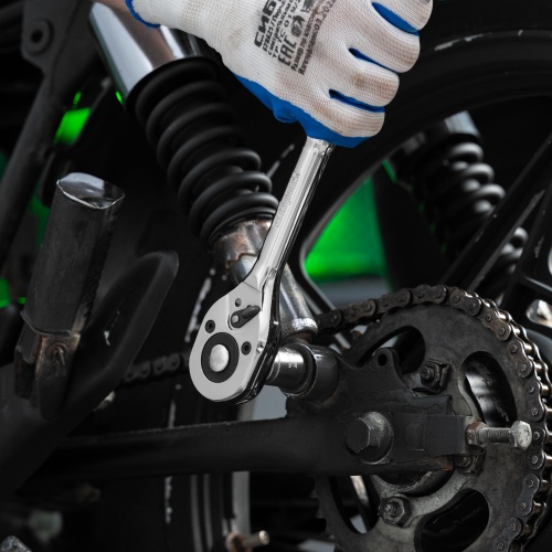 Ключ-трещотка 1/2", 45 зубьев, цельнометаллический, с быстрым сбросом, CrV, хром Сибртех фото 10