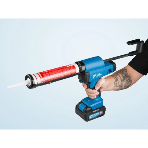 Аккумуляторный пистолет для герметика BULL CG 1860 SET(1x4), сумка, 300/600 мл, 2500 Н, 8,3 мм/с, рег. скор. 1304625 фото 8 Аккумуляторный пистолет для герметика BULL CG 1860 SET(1x4), сумка, 300/600 мл, 2500 Н, 8,3 мм/с, рег. скор. 1304625 фото 8