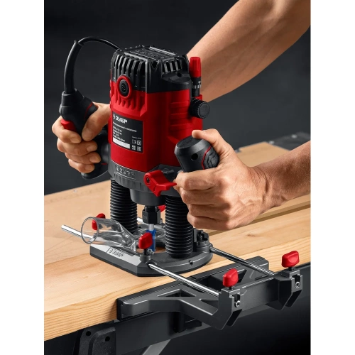 Универсальный фрезер ЗУБР 1650 Вт, 50 мм ФМУ-1650 фото 4 Универсальный фрезер ЗУБР 1650 Вт, 50 мм ФМУ-1650 фото 4