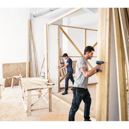 Аккумуляторная ударная дрель-шуруповерт Bosch GSB 180-LI 06019F8323 фото 8 Аккумуляторная ударная дрель-шуруповерт Bosch GSB 180-LI 06019F8323 фото 8