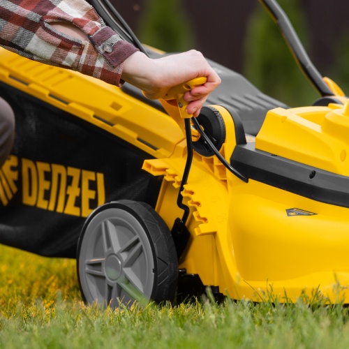 Газонокосилка электрическая GMC-1800, шир. 38см, 1800 Вт, 6 уров., травосб. 35 л Denzel фото 26