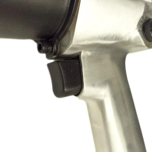 Пневмогайковерт МаякАвто 1/2" 680 Nm, в кейсе, с набором головок, 10-24 мм /1/5_ 52681мк фото 8