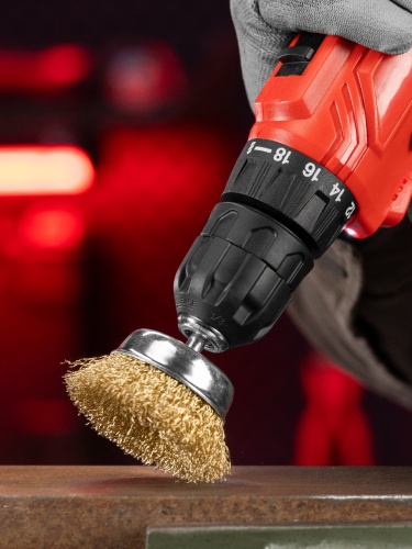 Щетка для дрели, 65 мм, "чашка" со шпилькой, латунированная витая проволока Matrix фото 8