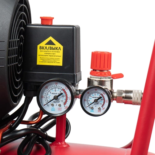 Воздушный компрессор СИЛАЧ ВКД-100.2500 (460л/мин,объем100л,2,5кВт,8бар,2850об/мин) (1/6) 024553 фото 4 Воздушный компрессор СИЛАЧ ВКД-100.2500 (460л/мин,объем100л,2,5кВт,8бар,2850об/мин) (1/6) 024553 фото 4