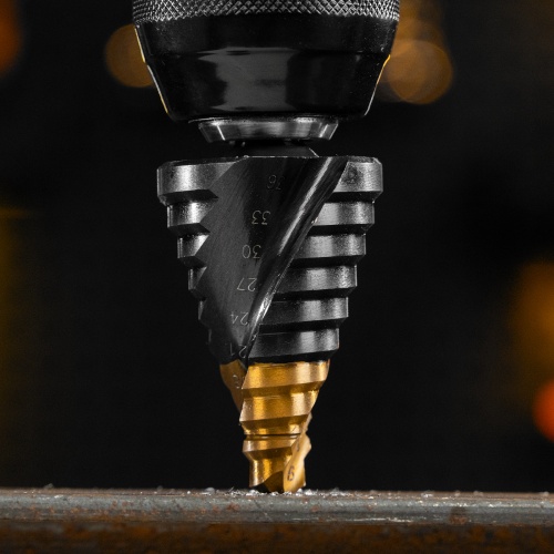 Сверло ступенчатое, 9-12-15-18-21-24-27-30-33-36 мм, Р6М5, 6-гр. хвостовик Denzel фото 11