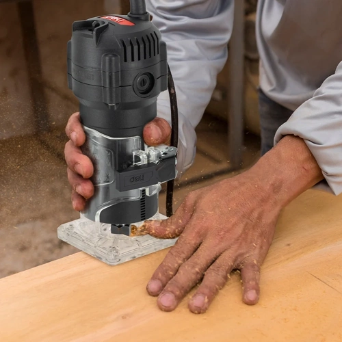 Профессиональный кромочный фрезер DELI 550Вт DE-XB550-1E (34500 об/мин, цанга 6мм) 164316 фото 4