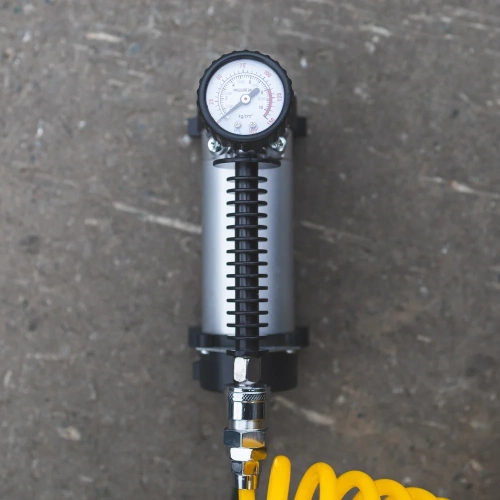 Автомобильный компрессор Starwind CC-280 35 л/мин, шланг 3 м 479017 фото 6 Автомобильный компрессор Starwind CC-280 35 л/мин, шланг 3 м 479017 фото 6