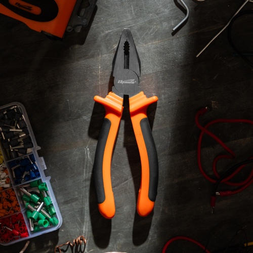 Плоскогубцы комбинированные Comfort, 180 мм, шлифованные, двухкомпонентные рукоятки Sparta фото 12