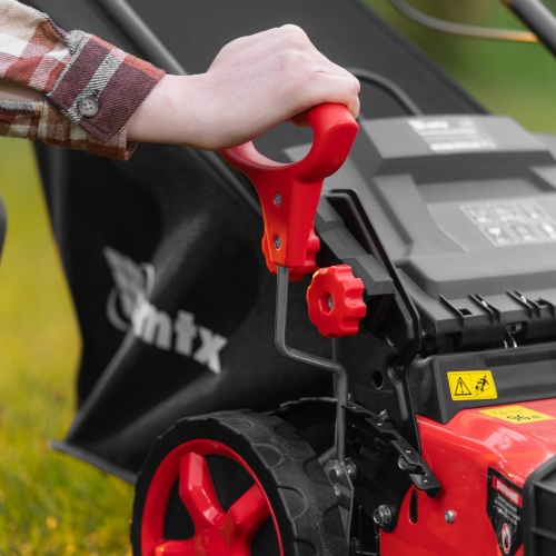 Газонокосилка бензиновая GL46SP-K, 145 см3, 46 см, привод, 50 л MTX фото 25