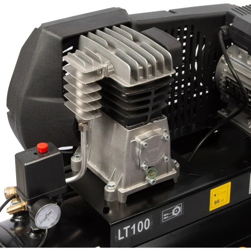 Масляный поршневой компрессор с ременным приводом WIEDERKRAFT 400 л/мин, ресивер 100л, WDK-91040 фото 9 Масляный поршневой компрессор с ременным приводом WIEDERKRAFT 400 л/мин, ресивер 100л, WDK-91040 фото 9