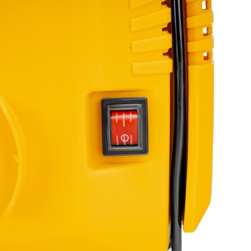 Компрессор воздушный DL1300, 10 бар, 1,3 кВт 180 л/мин 5 л, с набором аксессуаров Denzel фото 24 Компрессор воздушный DL1300, 10 бар, 1,3 кВт 180 л/мин 5 л, с набором аксессуаров Denzel фото 24