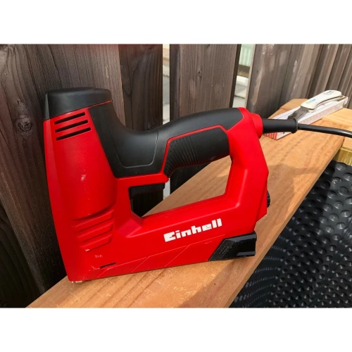 Электрический степлер Einhell TC-EN 20 E 4257890 фото 4 Электрический степлер Einhell TC-EN 20 E 4257890 фото 4