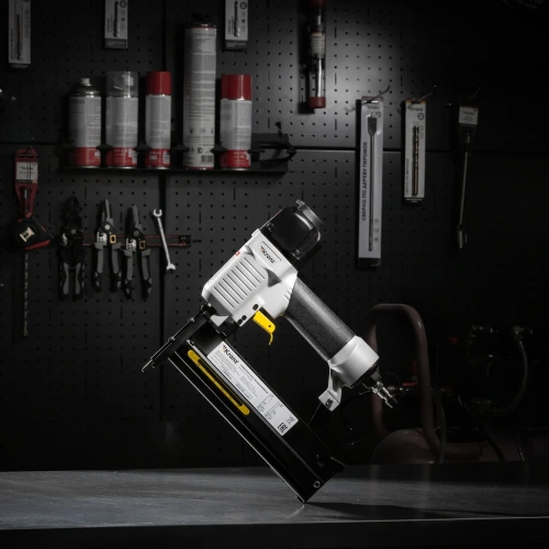 Пневмопистолет гвоздезабивной (нейлер) 2в1 KRANZ N50/S40 KR-16-1610 фото 3 Пневмопистолет гвоздезабивной (нейлер) 2в1 KRANZ N50/S40 KR-16-1610 фото 3