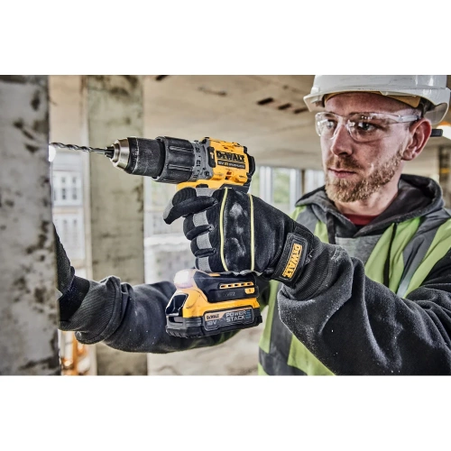 Аккумуляторный набор Dewalt DCK2026P2T, 18 В: дрель-шуруповерт DCD805 + УШМ DCG405, с 2 АКБ 5 Ач и ЗУ, в кейсе TSTAK DCK2026P2T-QW фото 8 Аккумуляторный набор Dewalt DCK2026P2T, 18 В: дрель-шуруповерт DCD805 + УШМ DCG405, с 2 АКБ 5 Ач и ЗУ, в кейсе TSTAK DCK2026P2T-QW фото 8