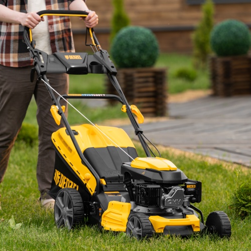 Газонокосилка бензиновая GLD-460SP, 146 куб.см, ширина 46 см, привод 7 уровней, травосборник 50 л Denzel фото 24