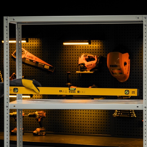 Уровень алюминиевый, магнит, фрезерованный, 3 глазка (1 зеркал.) 0,5 мм/м, 1000 мм Denzel фото 16