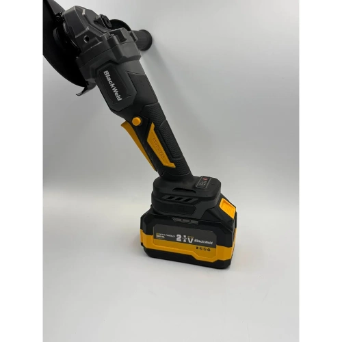 Бесщеточная углошлифовальная машина BlackWeld 125mm 4.5 Ah 150247 фото 7 Бесщеточная углошлифовальная машина BlackWeld 125mm 4.5 Ah 150247 фото 7