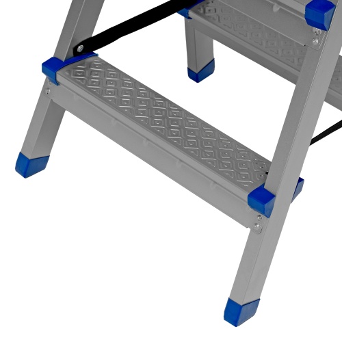 Стремянка двухсторонняя 2 ступени, сталь профиль, стальные ступени, Россия Сибртех фото 7 Стремянка двухсторонняя 2 ступени, сталь профиль, стальные ступени, Россия Сибртех фото 7