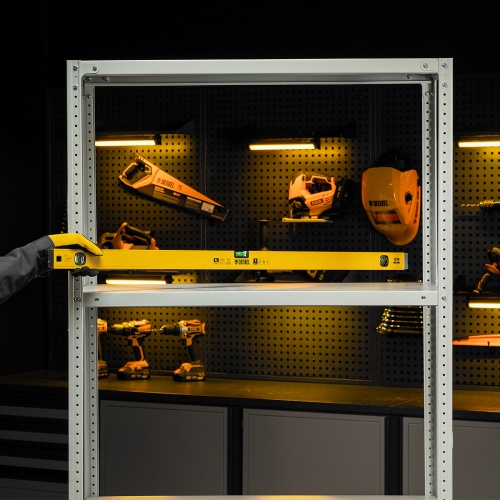 Уровень алюминиевый, магнит, фрезерованный, 3 глазка (1 зеркал.) 0,5 мм/м, 1200 мм Denzel фото 13