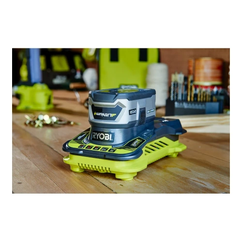 Набор Ryobi ONE+ RC18150-190 5133004421 аккумулятор (18 В, 9.0 A*ч; Li-Ion) и зарядное устройство RC18-150 фото 11 Набор Ryobi ONE+ RC18150-190 5133004421 аккумулятор (18 В, 9.0 A*ч; Li-Ion) и зарядное устройство RC18-150 фото 11