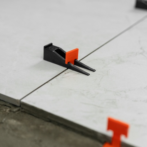 Система выравнивания плитки (СВП) комплект: зажимы, клинья (40/40 шт) в пакете Сибртех фото 13