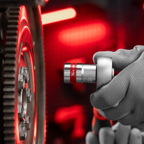 Головка торцевая, 17 мм, шестигранная, CrV, под квадрат 1/2, хромированная Matrix фото 7 Головка торцевая, 17 мм, шестигранная, CrV, под квадрат 1/2, хромированная Matrix фото 7