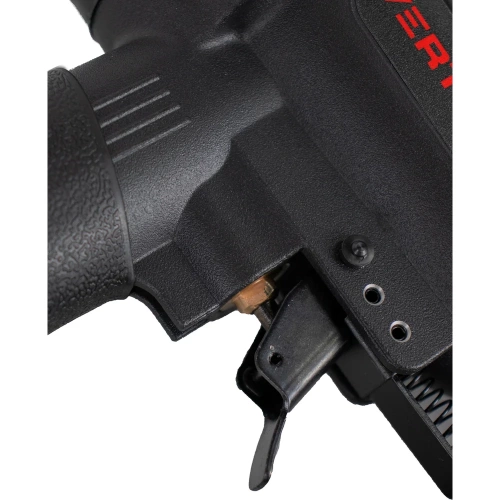 Пневматический степлер VERTON 3 в1 Air SBN31 (рабочее давление 4-7бар, диаметр штуцера 1/4, расход воздуха 33, л/мин, длина гвоздей 10-50мм, длина скоб 16-40 мм, вместим 01.21427.21432 фото 7 Пневматический степлер VERTON 3 в1 Air SBN31 (рабочее давление 4-7бар, диаметр штуцера 1/4, расход воздуха 33, л/мин, длина гвоздей 10-50мм, длина скоб 16-40 мм, вместим 01.21427.21432 фото 7