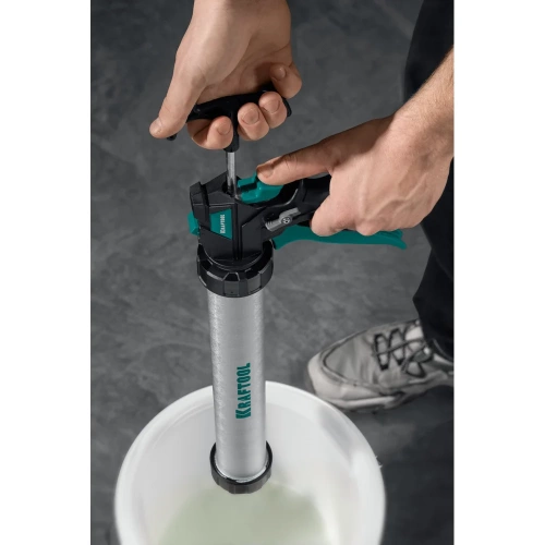 Универсальный закрытый пистолет для герметика 600 мл KRAFTOOL Ultra 06677-60 фото 11