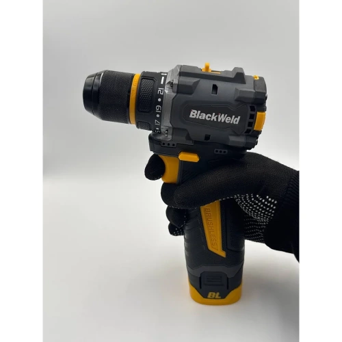 Дрель-шуруповерт аккумуляторная BlackWeld 16.8V 1.5Ah 150239 Дрель-шуруповерт аккумуляторная BlackWeld 16.8V 1.5Ah 150239