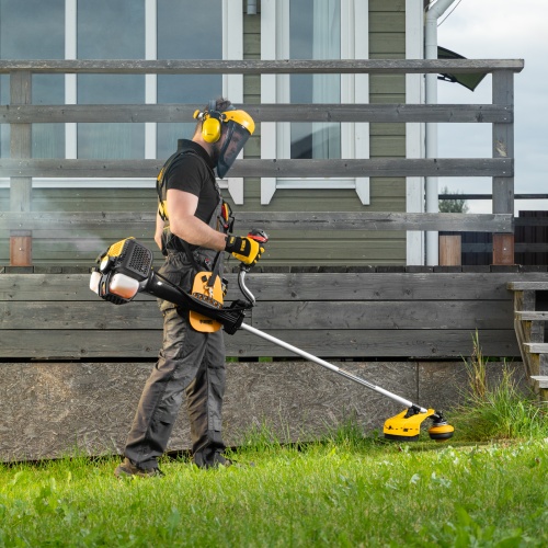 Триммер бензиновый DGT-52-PRO, анти-вибро, 52 см3, неразъем, состоит из 2 частей Denzel фото 25 Триммер бензиновый DGT-52-PRO, анти-вибро, 52 см3, неразъем, состоит из 2 частей Denzel фото 25