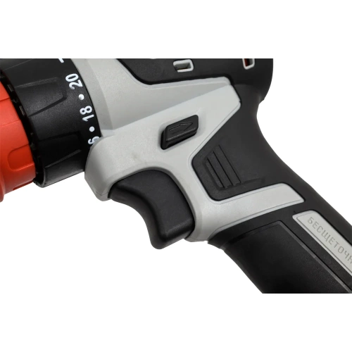 Бесщеточная аккумуляторная дрель-шуруповерт Интерскол ДА-13/18В 50 комби АПИ Li-ion, кейс, 2 аккум., 2 Ач, 4 насадки 776.2.2.79 фото 10 Бесщеточная аккумуляторная дрель-шуруповерт Интерскол ДА-13/18В 50 комби АПИ Li-ion, кейс, 2 аккум., 2 Ач, 4 насадки 776.2.2.79 фото 10